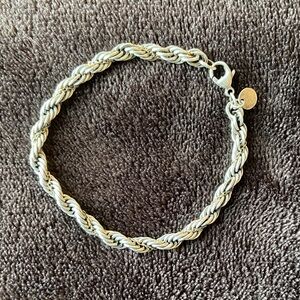 Elegant 925 Sterling Silver Rope Chain Bracelet